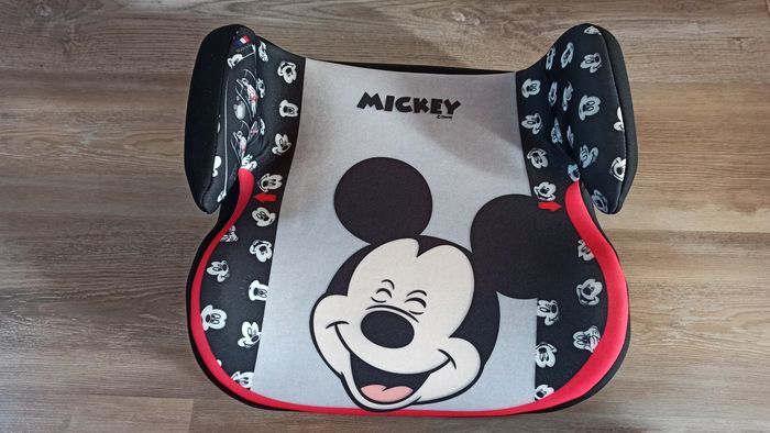 Siégé auto rehausseur Mickey neuf enfants - photo numéro 2
