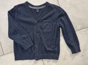 Gilet col V bleu marine Kiabi 3 ans