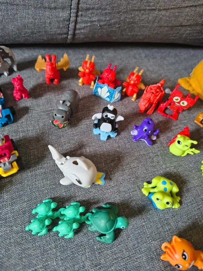 Lot de petits jouets Kinder surprise - photo numéro 3