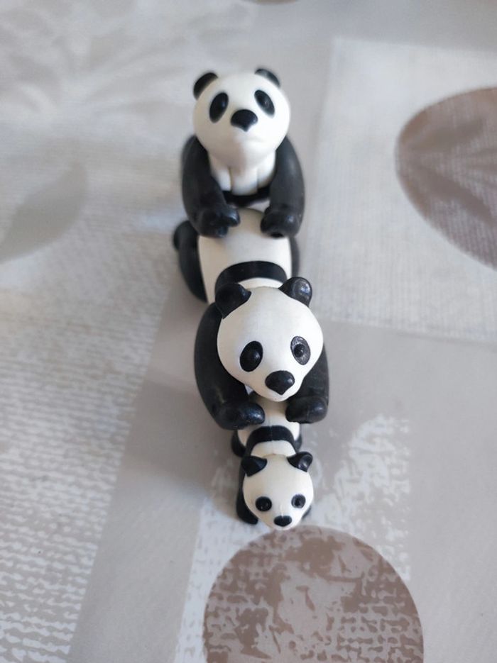 Playmobil famille Panda - photo numéro 3