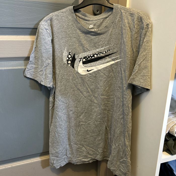 T-shirt Nike - photo numéro 1