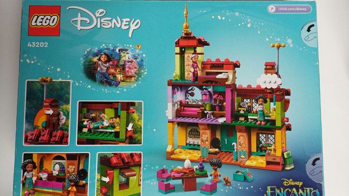 La maison Madrigal LEGO Disney 43202 - photo numéro 2