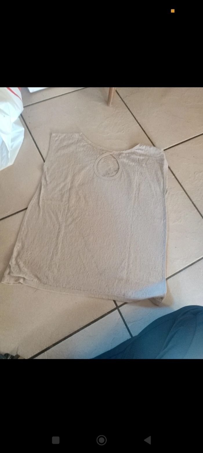 Haut femme - photo numéro 2