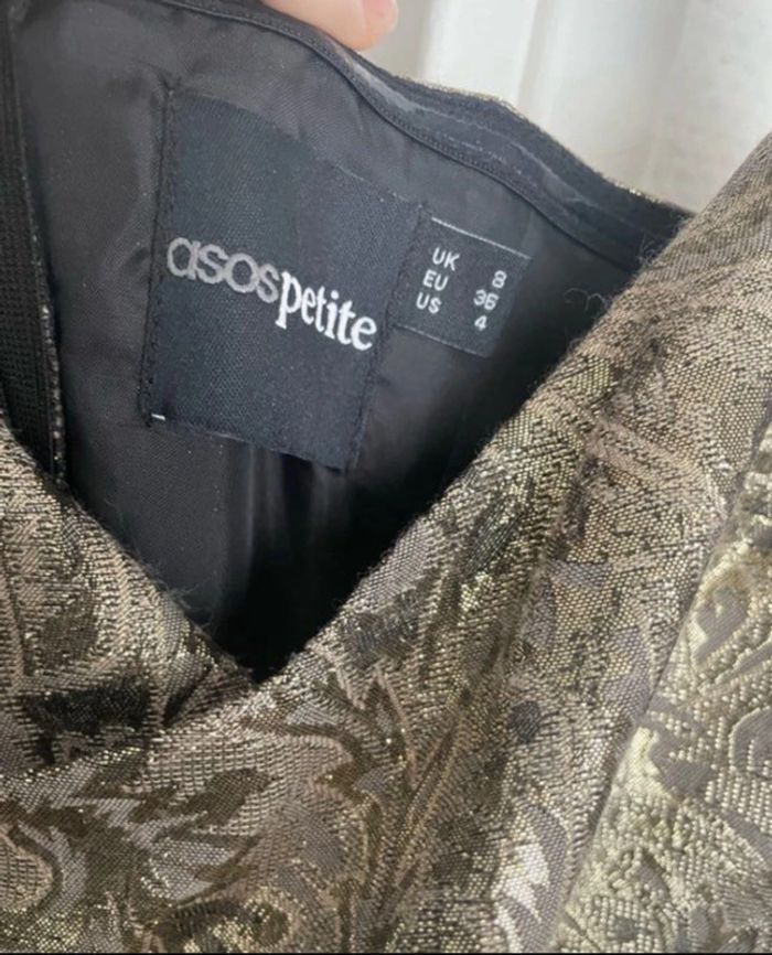 Robe habillée dorée épaules dénudées Assos Petite - photo numéro 5