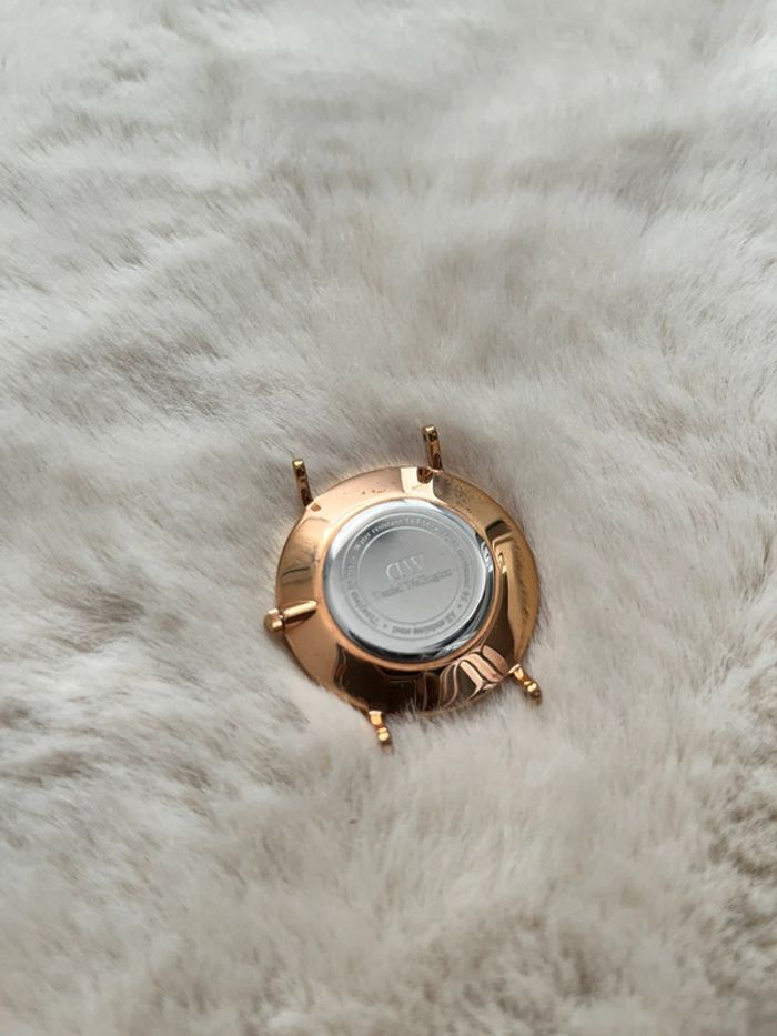 Montre Daniel Wellington Classic Rose gold - photo numéro 4