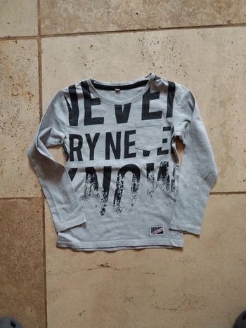 T shirt manches longues garçon en 5-6 ans