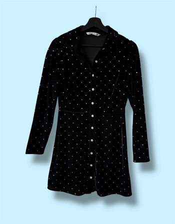 Robe velours et strass Zara