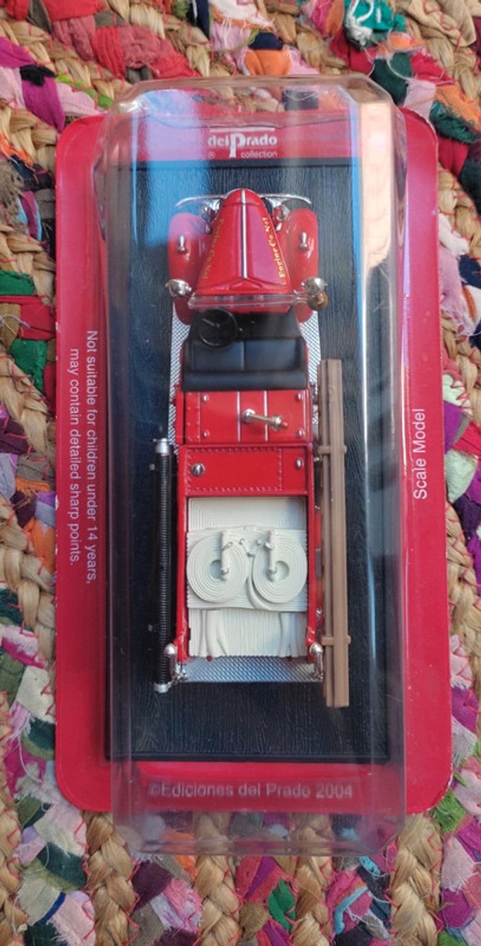 Camion de Pompier de Collection 1948 Mack Pumper - photo numéro 2