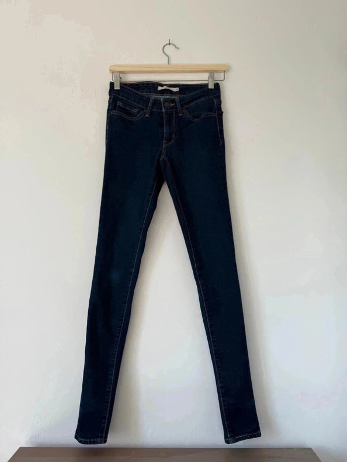 Superbe Jean Levi's 711 Skinny, taille W24 L32, en excellent état !
