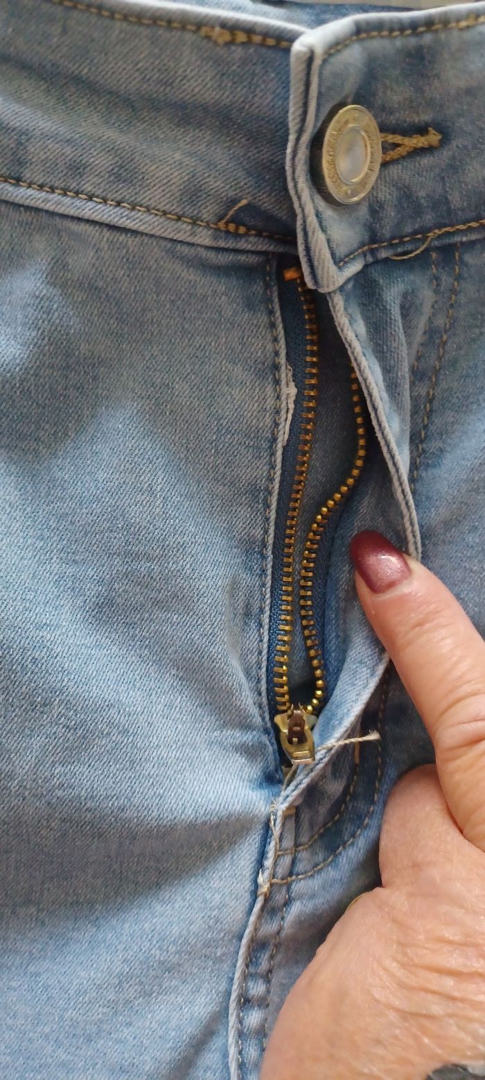 Très beau jeans femme T 14 = XXL  lisez bien l'annonce surtout - photo numéro 7