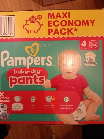 Pants pampers taille 4