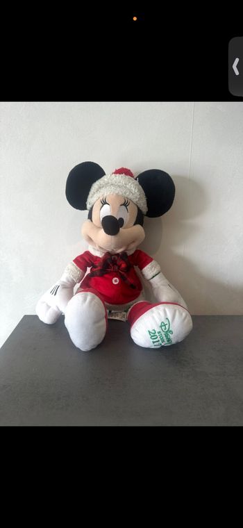 Lots peluches Disney