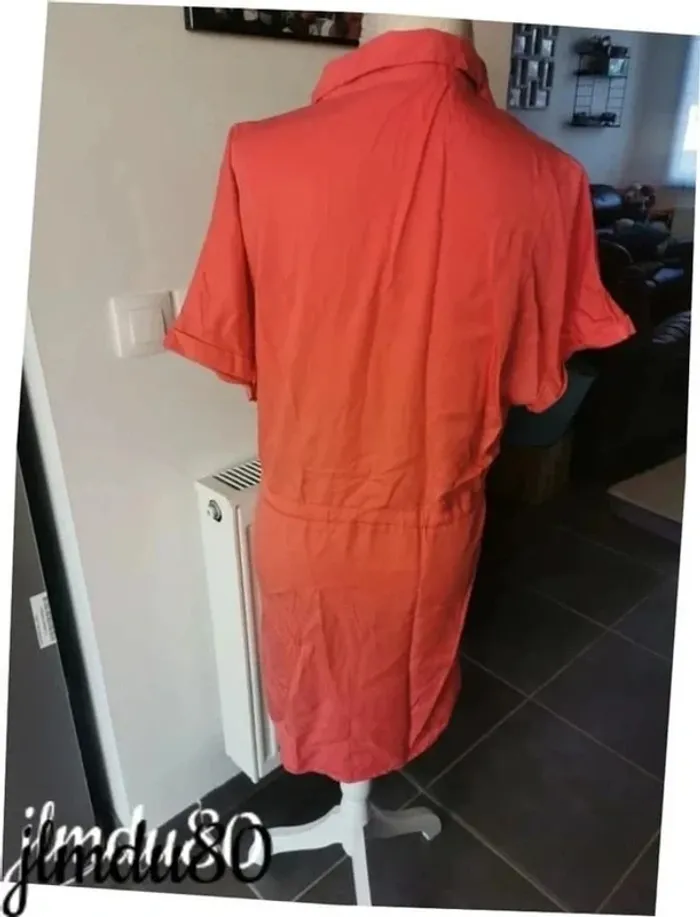 Robe neuve 38 - photo numéro 9