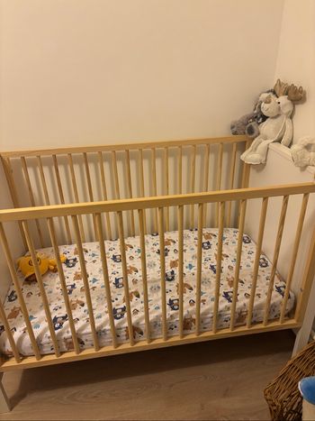 Lit bébé + matelas