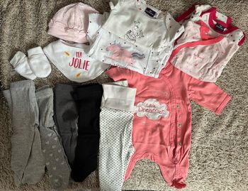 Lot naissance /  1 mois