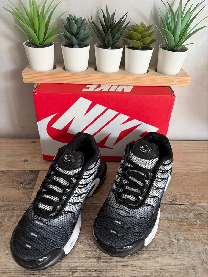 Nike, TN, taille 34 - photo numéro 2