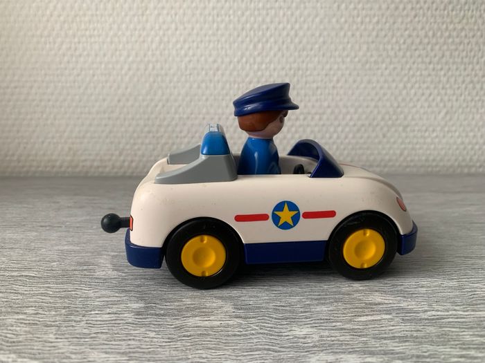 Voiture de police Playmobil 123 - photo numéro 3