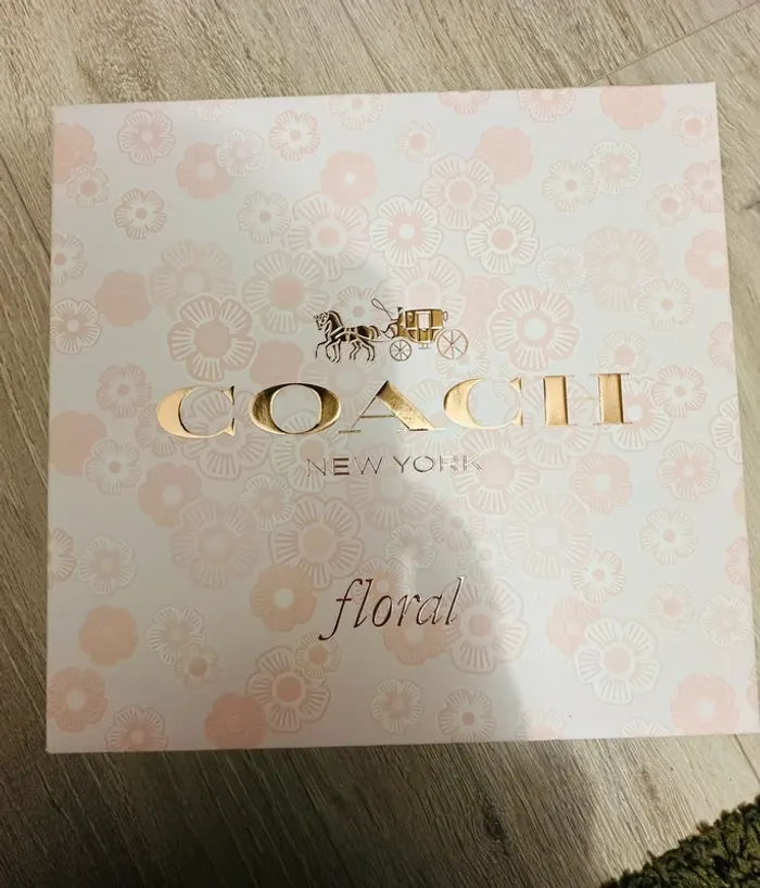 Eau de parfum coach 50 ml plus 100 ml lait de corps - photo numéro 2