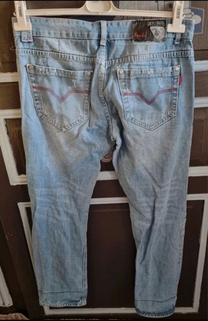 Jeans à trous taille 44 mixte - photo numéro 3