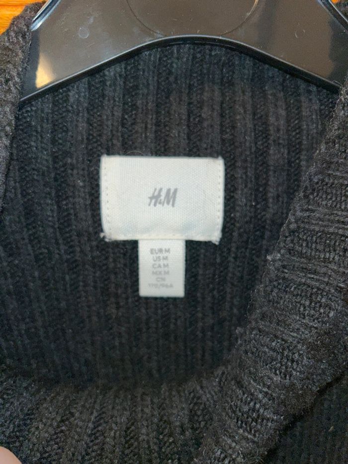 Robe pull noire à ligne - photo numéro 2