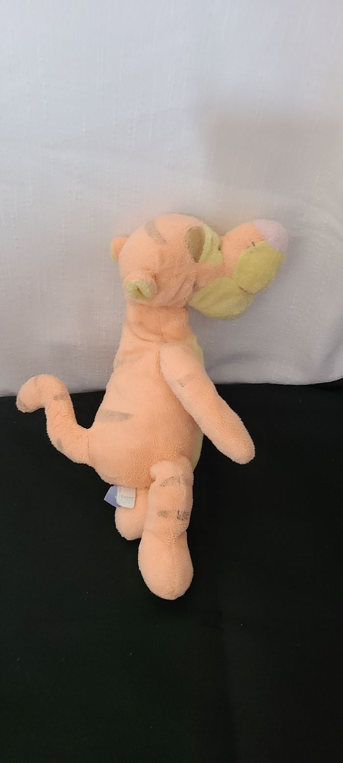 Peluche doudou Tigrou orange clair Disney Baby - photo numéro 5