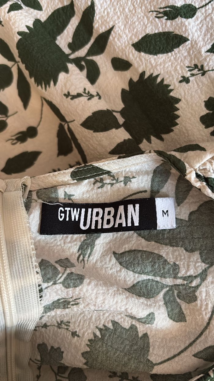 Robe longue motif feuilles manches bouffantes GTW Urban T38 - photo numéro 4