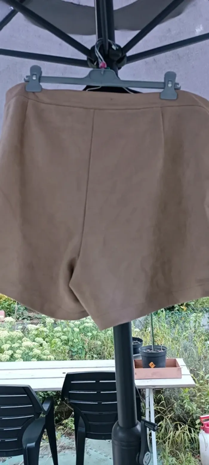 Short suédine - photo numéro 3