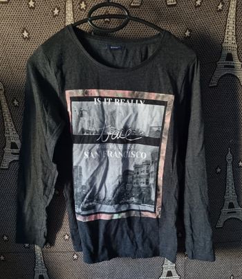 T-shirt manches longues imprimée taille S 16ans