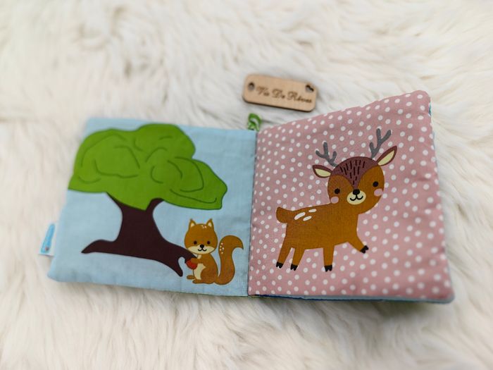 Livre Tissus Baby love Animaux Couleurs - photo numéro 2