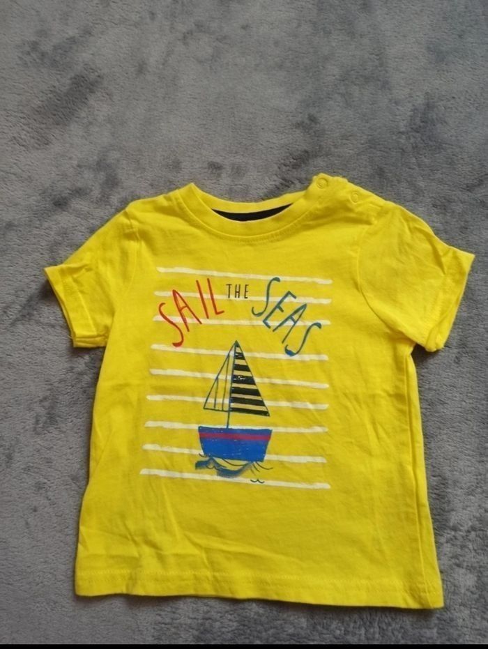 Lot de 2 tee shirt 12 mois - photo numéro 2