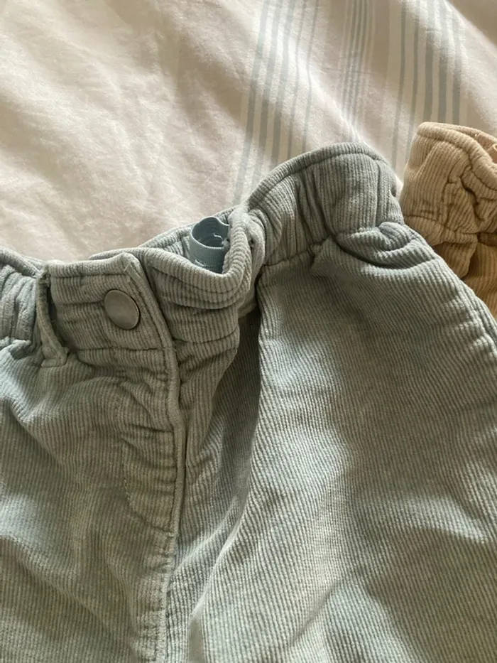 Pantalon velour Kiabi 18mois - photo numéro 2