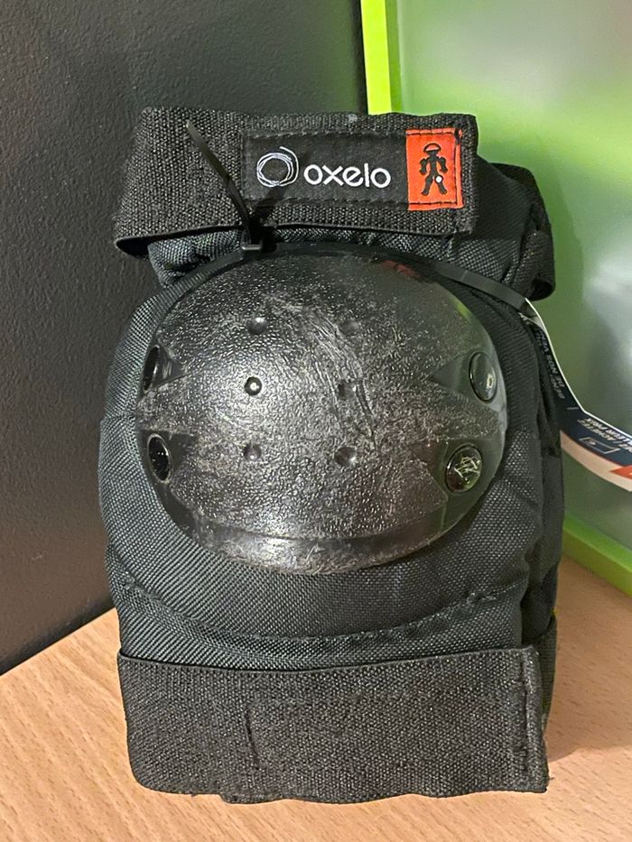 Lot de protections pour rollers/ patins à roulettes  et skateboard enfants - photo numéro 8