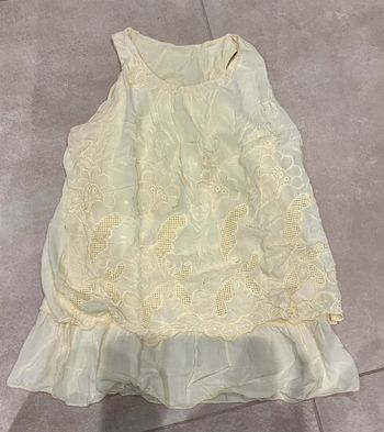 Blouse brodée jaune