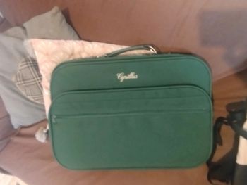 Valise cyrillus