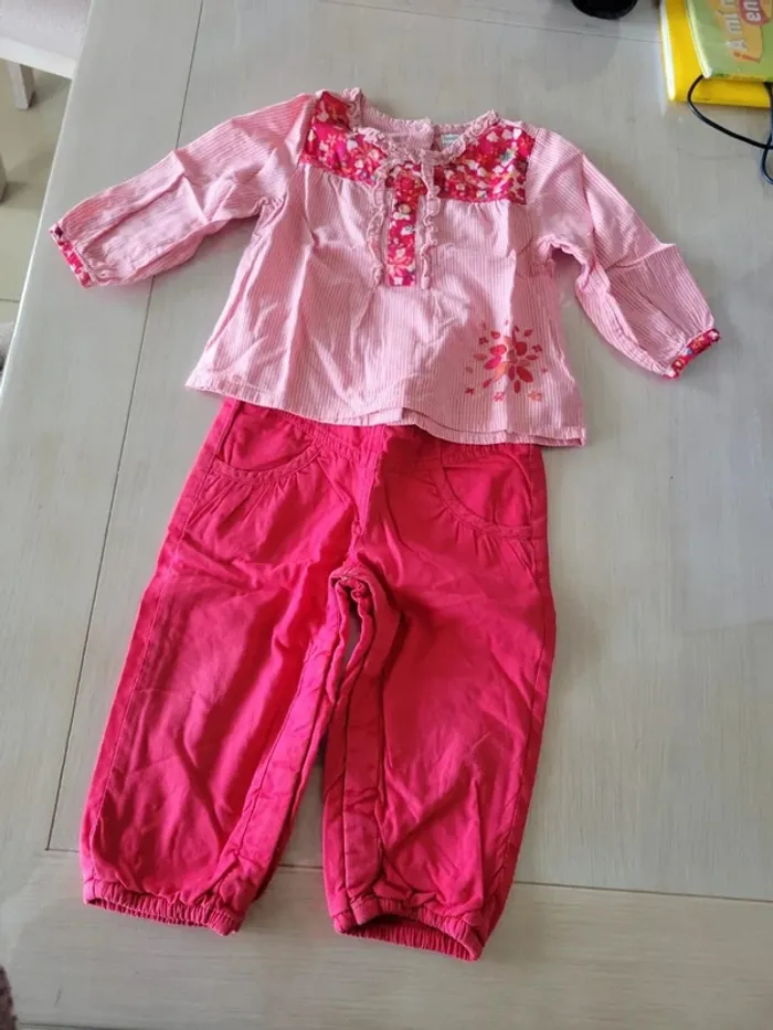 Ensemble pantalon et blouse Vertbaudet