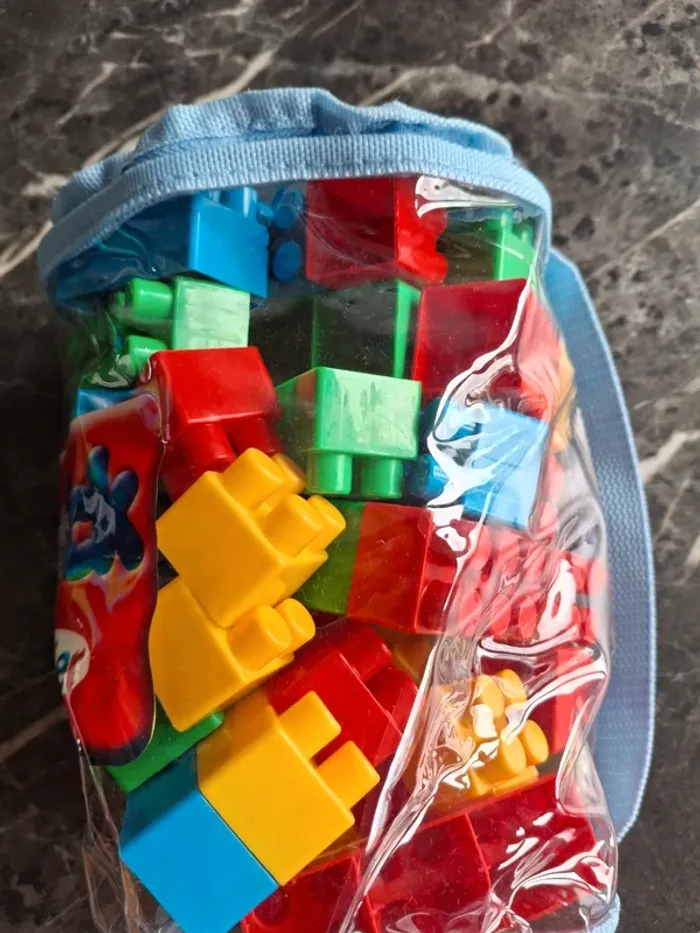 Lot de lego ecoiffier - photo numéro 2