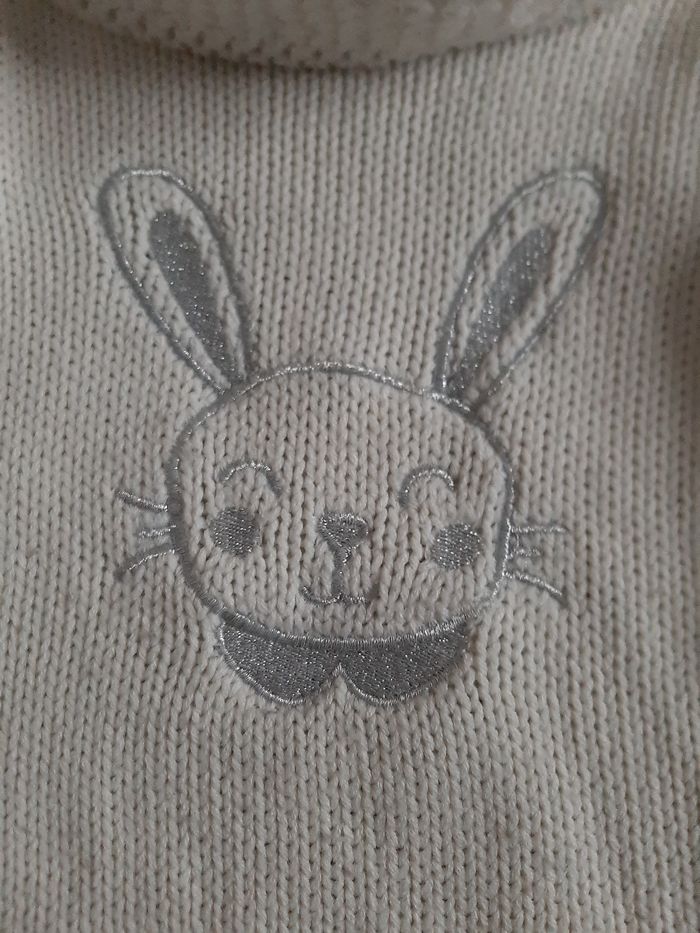 pull chaud col roulé - C&A - lapin - 3 ans - photo numéro 3
