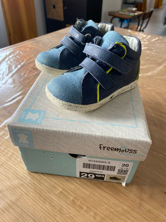 Chaussures taille 20