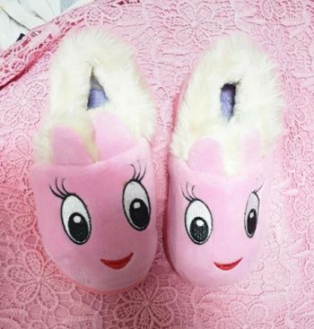 Pantoufle neuve 17cm