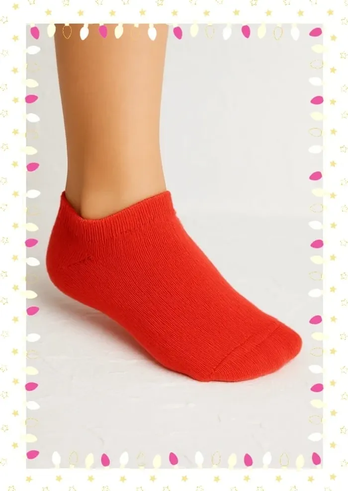 🧦 Socquettes fille rouges unies – Simples & efficaces !