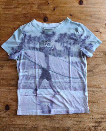 Tee-shirt garçon tigre surf – KIABI – Taille 8 ans – Très bon état