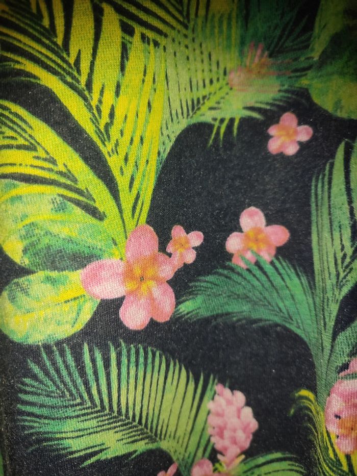 Débardeur motif tropicaux - photo numéro 3
