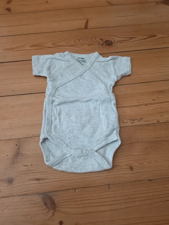 Lot de 8 bodies manche courte en coton - photo numéro 3