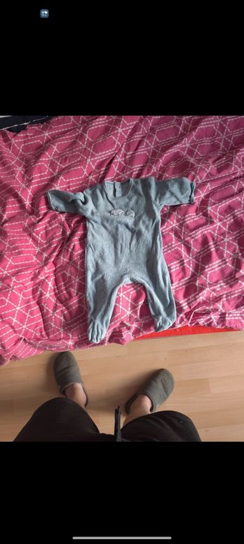 Pyjama 3 mois en excellent état