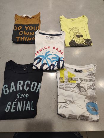 Lot de 5 t-shirts enfant garçon – 8 ans – manches courtes – bon état
