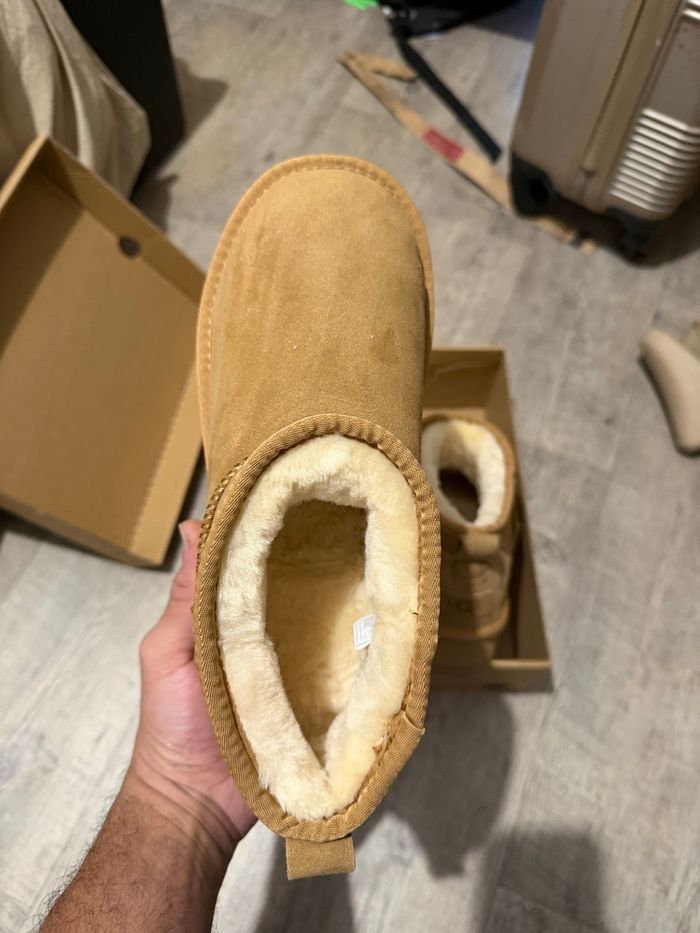 Ugg marron neuve - photo numéro 3
