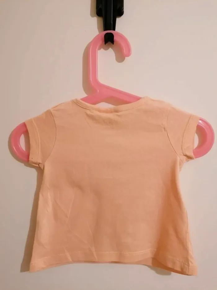 Lot tee-shirt fille disney baby 6 mois - photo numéro 3