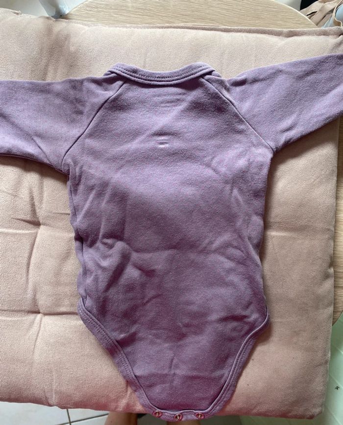 Body sauthon violet ouverture devant 1mois - photo numéro 2