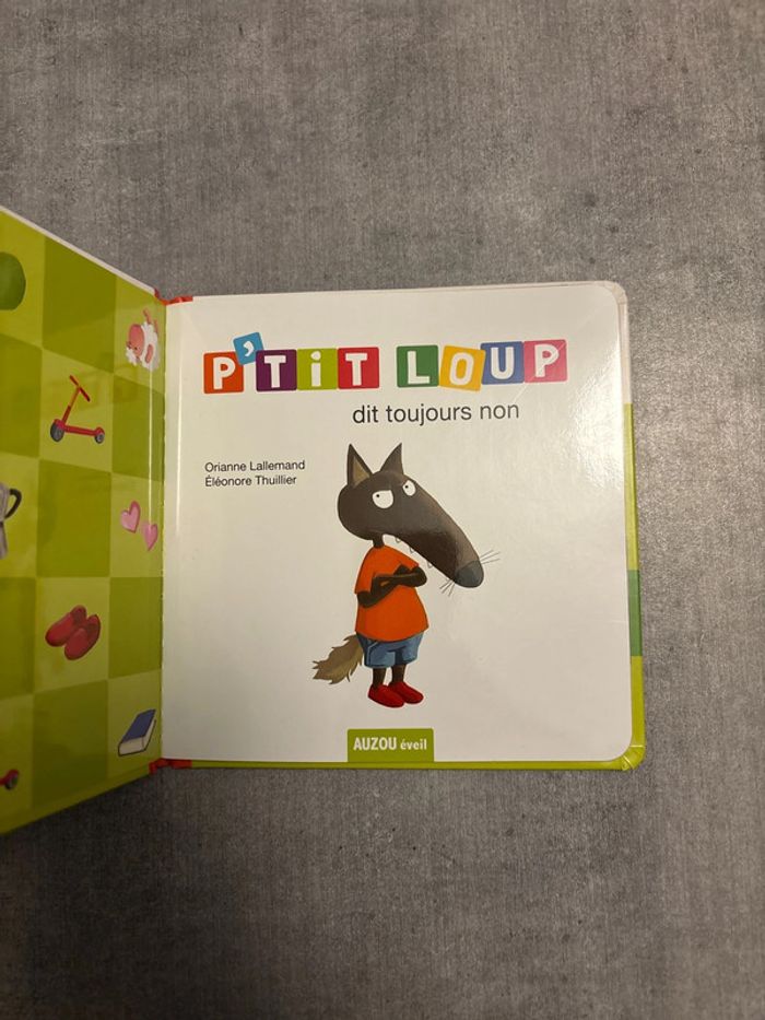 Livre p’tit, loup, dit toujours non - photo numéro 2