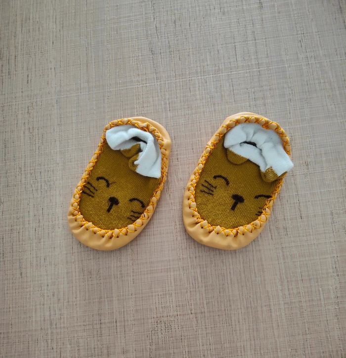 4 paires de chaussons chaussettes bébé - photo numéro 2